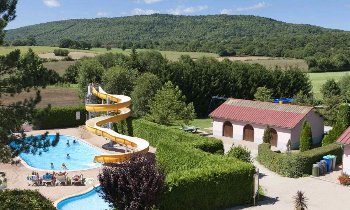 Camping Beauregard Jura Frankrijk Go4Holiday Camping Beauregard Jura Frankrijk Go4Holiday